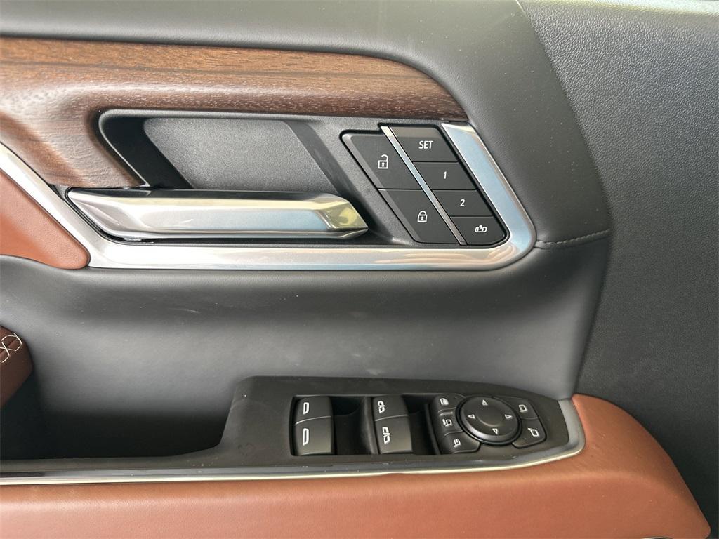 new 2025 GMC Sierra 2500 car, priced at $96,985