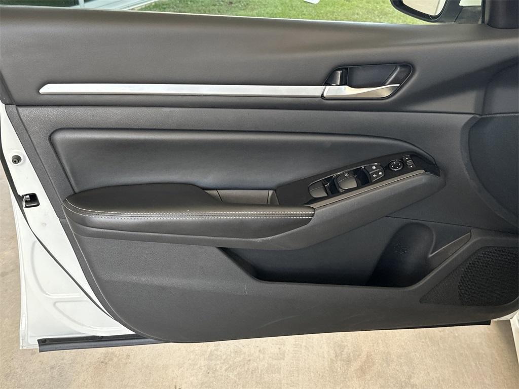 used 2023 Nissan Altima car, priced at $20,891