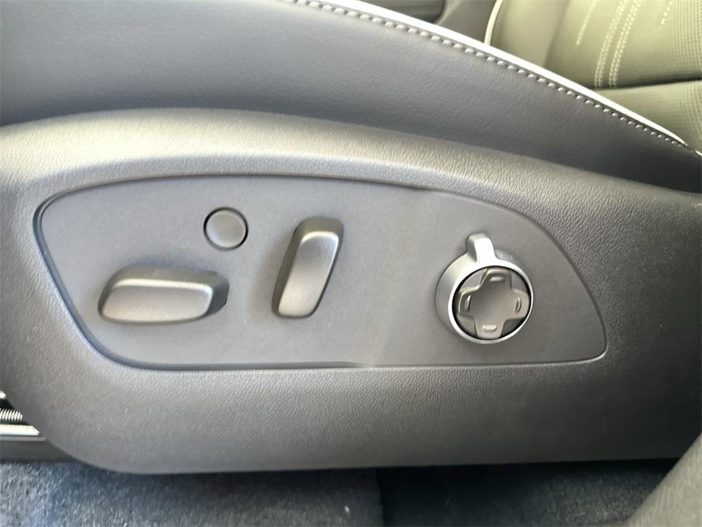 new 2025 Buick Enclave car, priced at $59,495