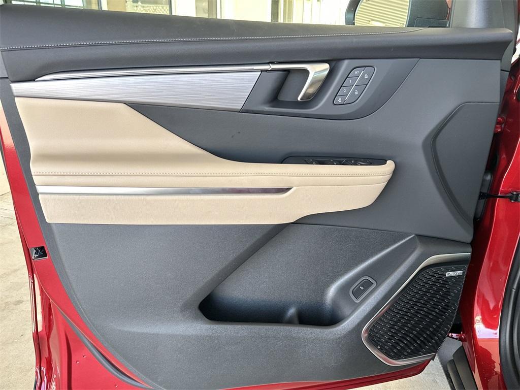 new 2025 Buick Enclave car, priced at $51,900