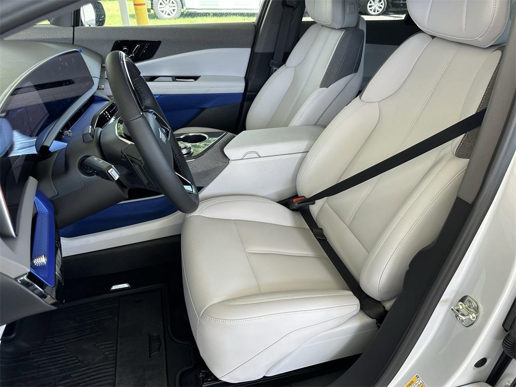 new 2025 Cadillac OPTIQ car, priced at $58,745