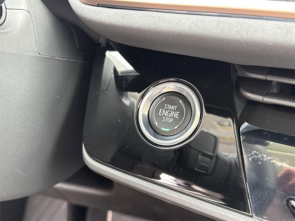 new 2025 Buick Envision car, priced at $41,940