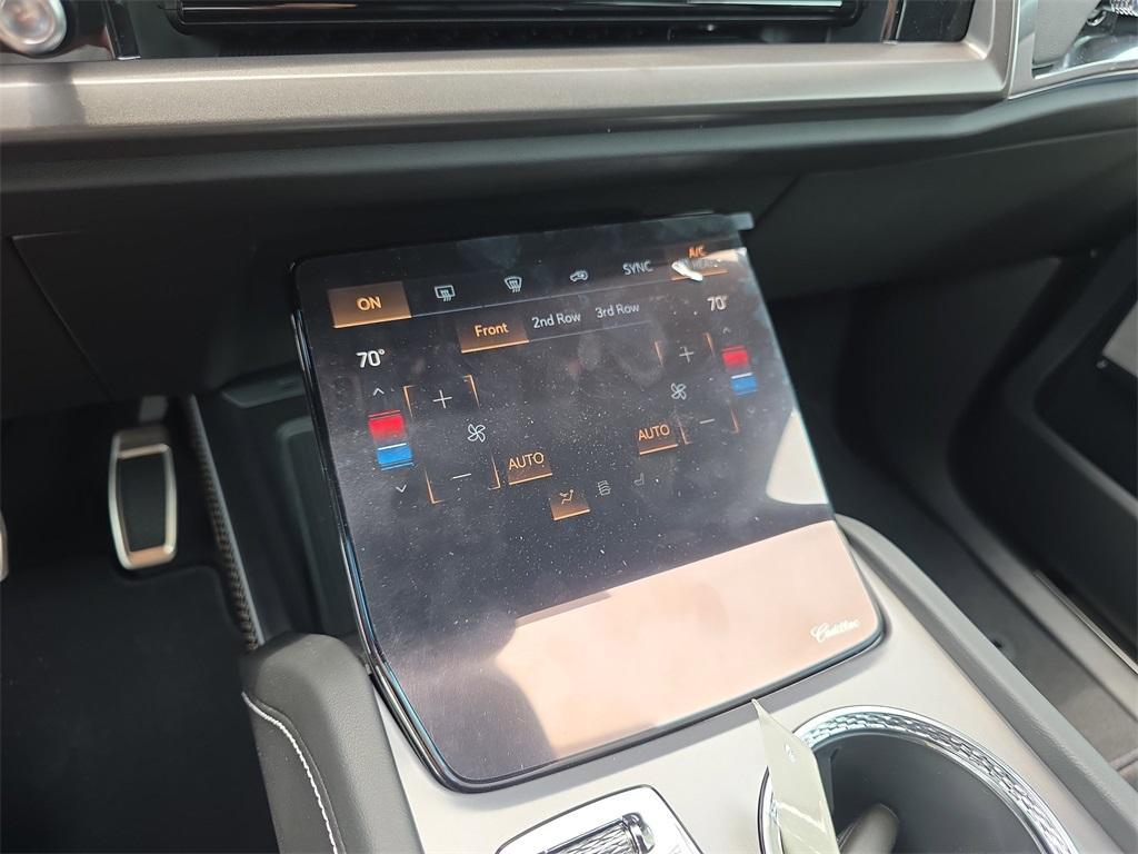 new 2026 Cadillac VISTIQ car, priced at $80,715