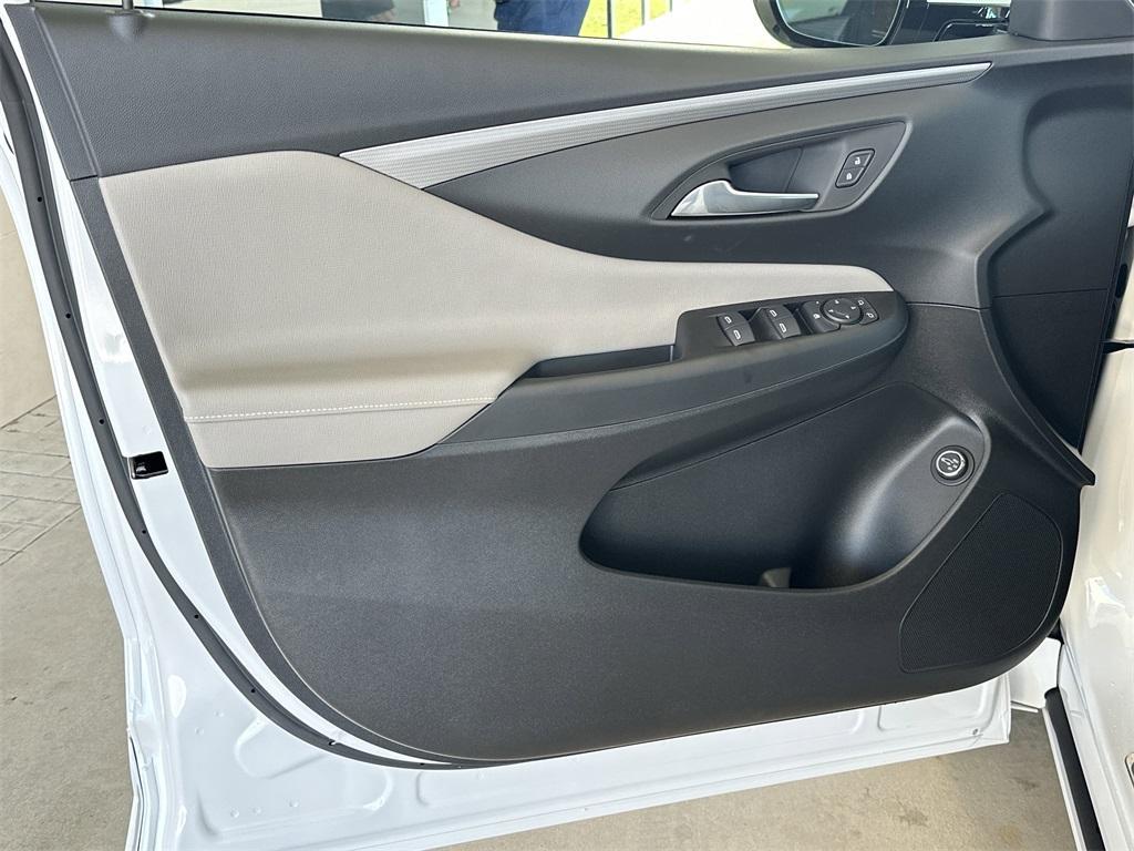 new 2026 Buick Envista car, priced at $32,561