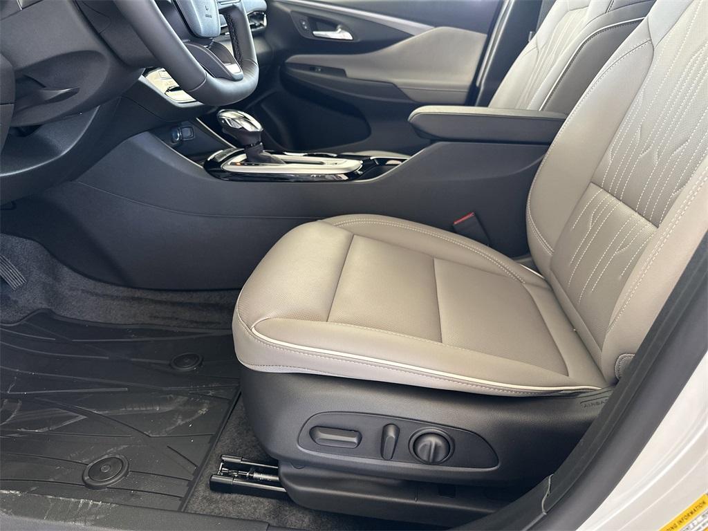 new 2026 Buick Envista car, priced at $32,561