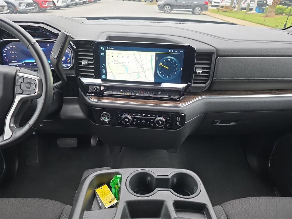 used 2024 Chevrolet Silverado 1500 car, priced at $35,991