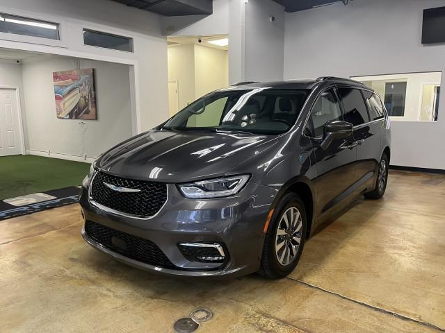 used 2021 Chrysler Pacifica Hybrid car, priced at $23,999