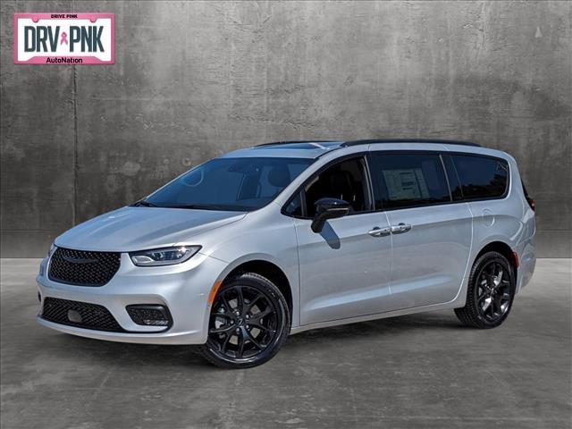 new 2023 Chrysler Pacifica car, priced at $55,995