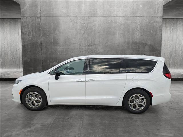 new 2024 Chrysler Pacifica car, priced at $52,228