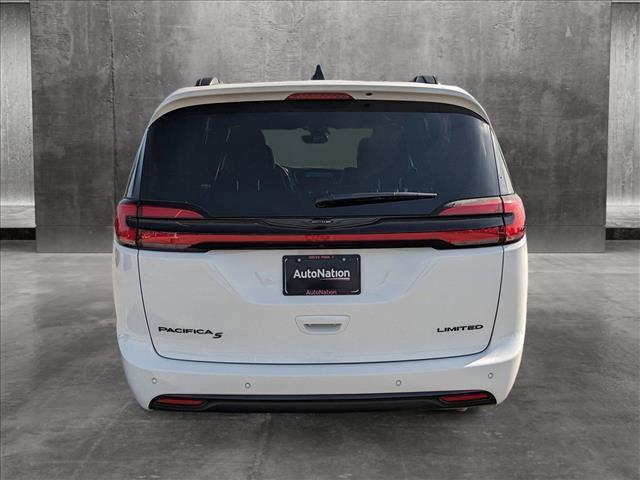 new 2024 Chrysler Pacifica car, priced at $54,228