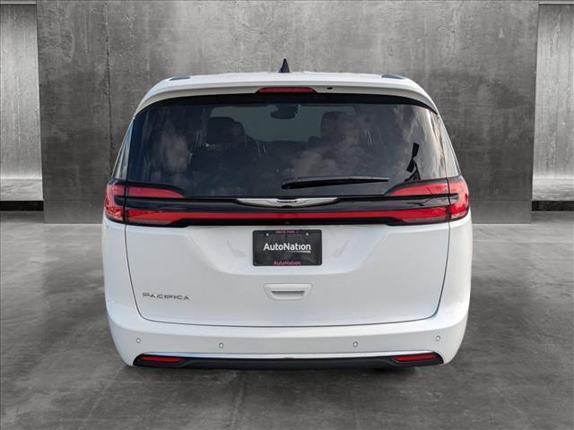 new 2024 Chrysler Pacifica car, priced at $49,228