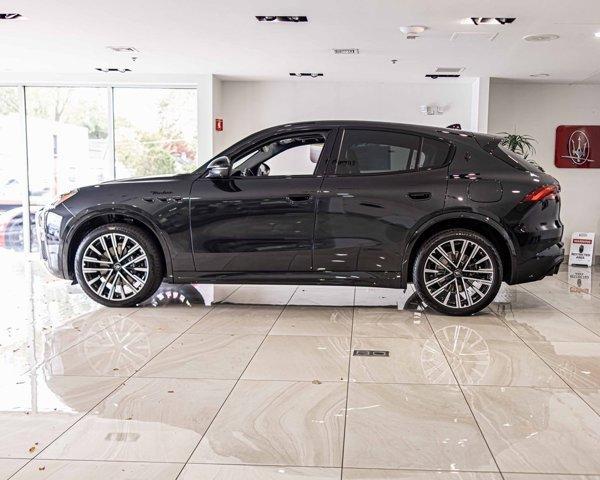 new 2025 Maserati Grecale car, priced at $84,495