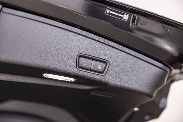 new 2025 Maserati Grecale car, priced at $84,495