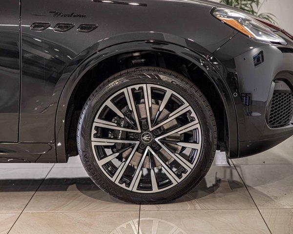 new 2025 Maserati Grecale car, priced at $84,495