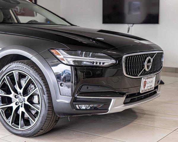 used 2018 Volvo V90 Cross Country car, priced at $28,487