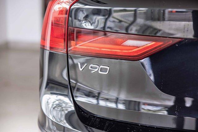 used 2018 Volvo V90 Cross Country car, priced at $28,487