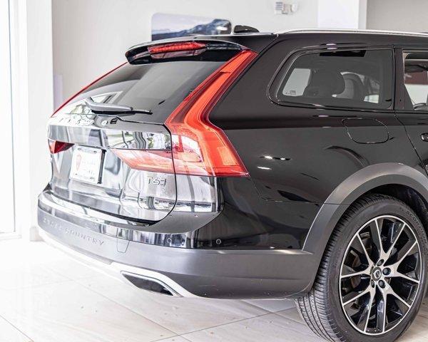 used 2018 Volvo V90 Cross Country car, priced at $28,487