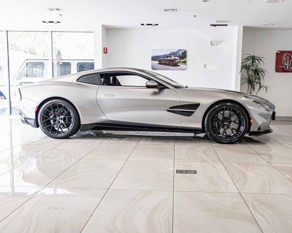 new 2025 Aston Martin Vanquish car