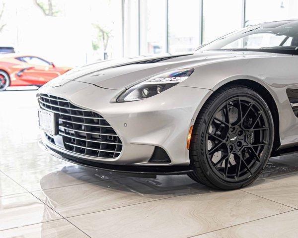 new 2025 Aston Martin Vanquish car