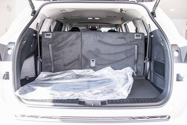 used 2025 Toyota Highlander Hybrid car, priced at $55,999