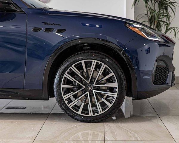 new 2025 Maserati Grecale car, priced at $88,995