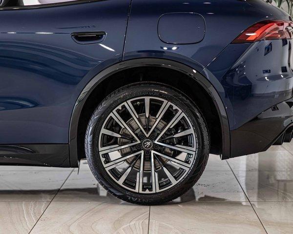 new 2025 Maserati Grecale car, priced at $88,995