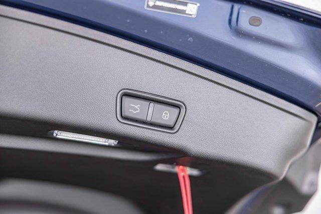 new 2025 Maserati Grecale car, priced at $88,995
