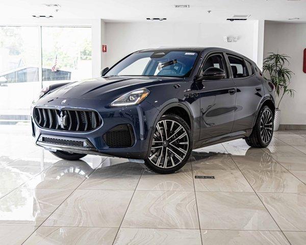 new 2025 Maserati Grecale car, priced at $88,995