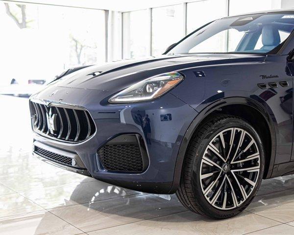 new 2025 Maserati Grecale car, priced at $88,995