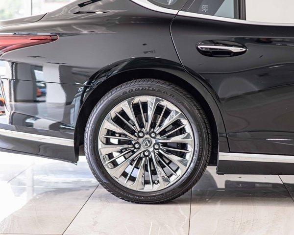 used 2020 Lexus LS 500 car, priced at $49,489