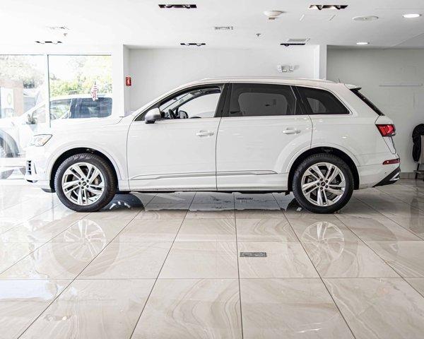 used 2024 Audi Q7 car, priced at $57,545