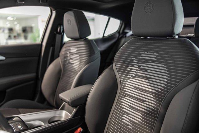 new 2025 Alfa Romeo Tonale car, priced at $34,930