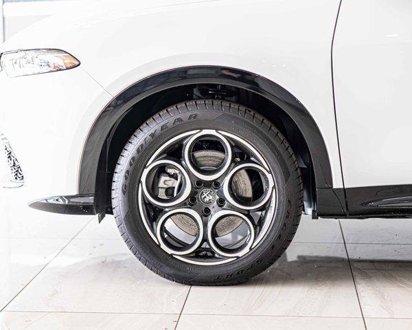 new 2025 Alfa Romeo Tonale car, priced at $34,930