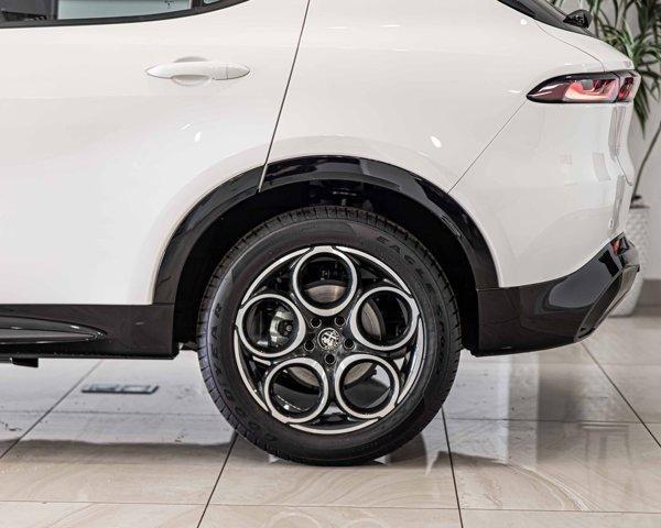 new 2025 Alfa Romeo Tonale car, priced at $34,930
