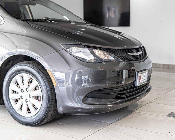 used 2018 Chrysler Pacifica car, priced at $15,904