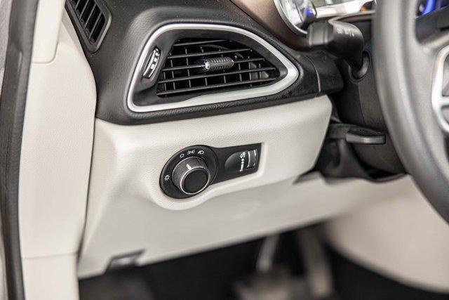 used 2018 Chrysler Pacifica car, priced at $15,904