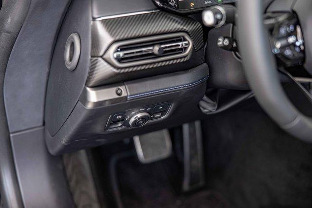 new 2025 Aston Martin Vanquish car, priced at $545,005