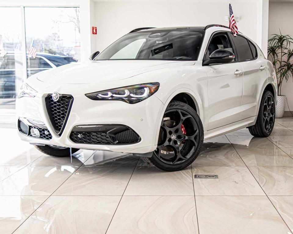 new 2025 Alfa Romeo Stelvio car