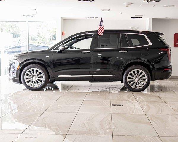 used 2024 Cadillac XT6 car, priced at $53,888