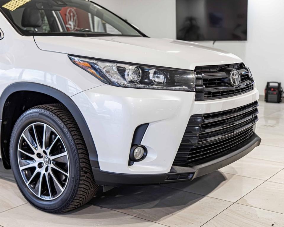 used 2017 Toyota Highlander car, priced at $21,776