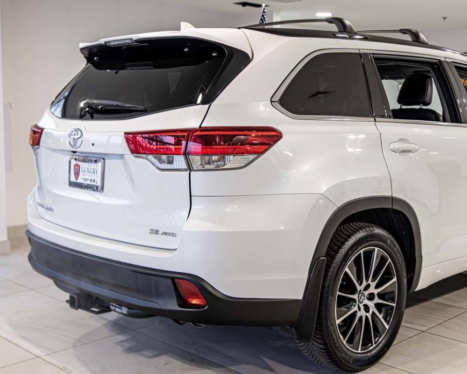 used 2017 Toyota Highlander car, priced at $21,776