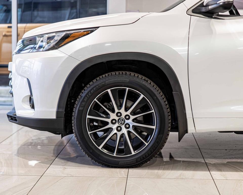 used 2017 Toyota Highlander car, priced at $21,776