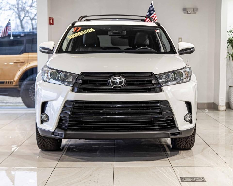 used 2017 Toyota Highlander car, priced at $21,776