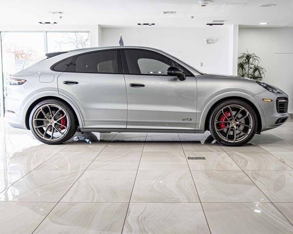 used 2022 Porsche Cayenne car, priced at $104,887