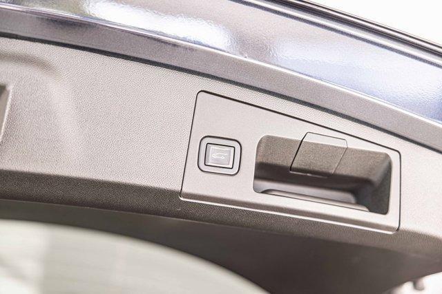 used 2022 Cadillac XT4 car, priced at $29,588