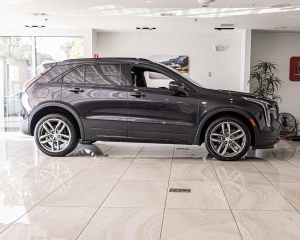 used 2022 Cadillac XT4 car, priced at $29,588