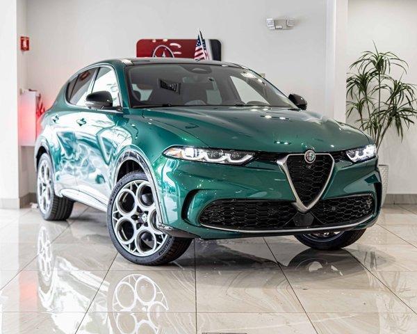 new 2024 Alfa Romeo Tonale car