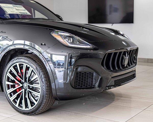 new 2025 Maserati Grecale car, priced at $88,565
