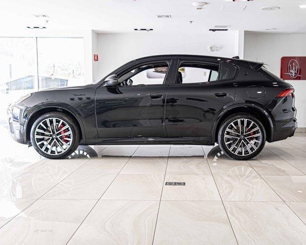 new 2025 Maserati Grecale car, priced at $88,565