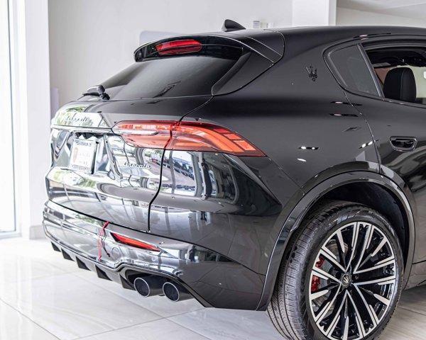 new 2025 Maserati Grecale car, priced at $88,565